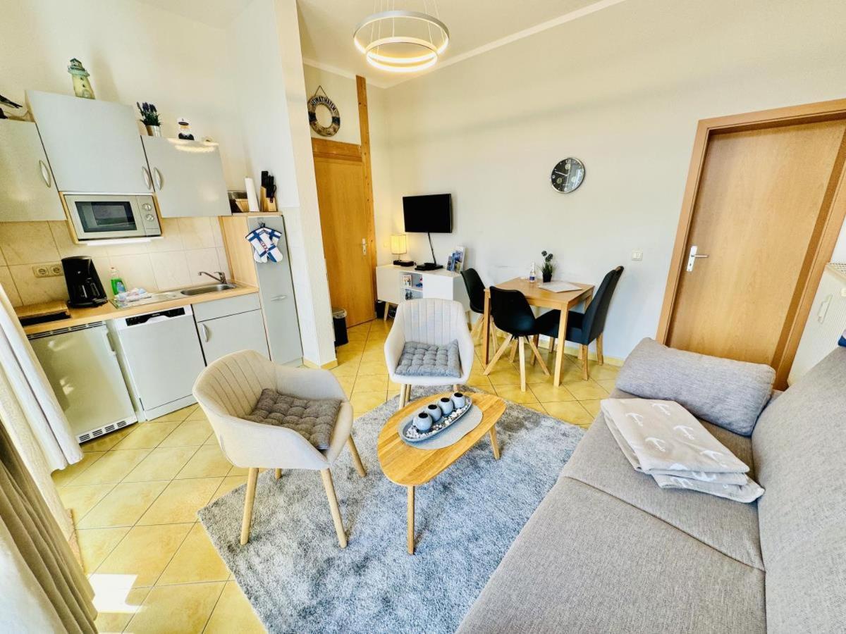 Heimathafen Apartment Rostock Exterior photo